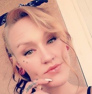 Meet your Posher, Ciera